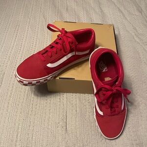 Like New. Red Vans Old Skool Shoes. 
* Box is not Included